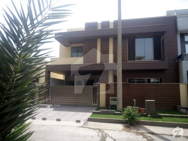 I82 40x80 Newly Architecture Design House Available For Sale