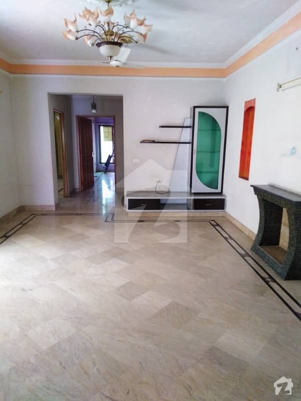 12 Marla Beautiful Upper Portion In Johar Town - Block E2 - Near To Lacas School - Near To Doctor Hospital