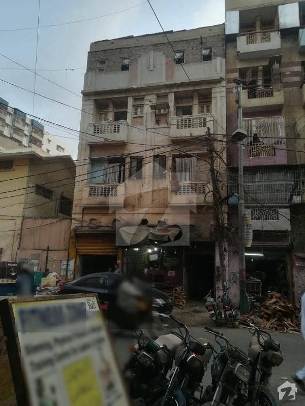 ایم اے جناح روڈ کراچی میں 9 مرلہ عمارت 7 کروڑ میں برائے فروخت۔