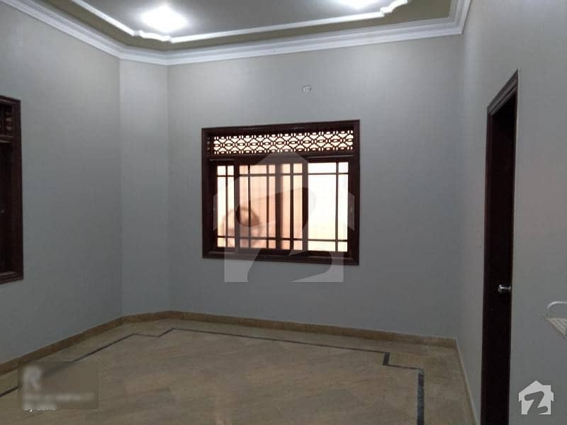 Very Well Maintained 240 Sq Yard Double Storey House Shadman Town Sector 14b Karachi Sindh