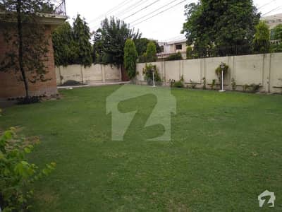 2 Kanal Corner Double Storey House Available For Sale