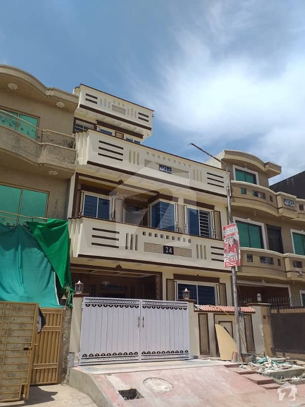 Free Services Beautiful Lavish Brand New House 25x40 G-13 Islamabad