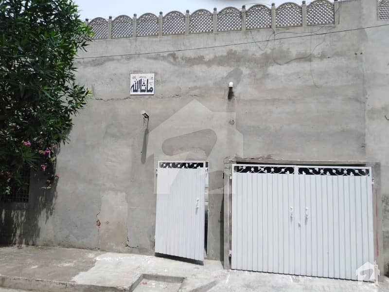 غلام محمد آباد فیصل آباد میں 2 کمروں کا 5 مرلہ مکان 1 کروڑ میں برائے فروخت۔
