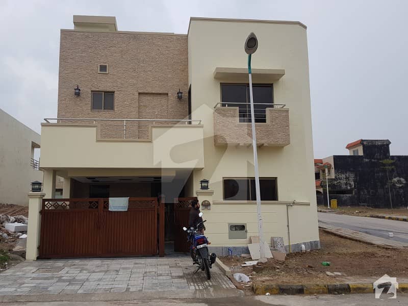 Bahria Town Phase 8 9 Marla Brand New Corner House