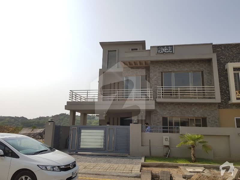 Brand New 10 marla Owner House For Urgent Sale