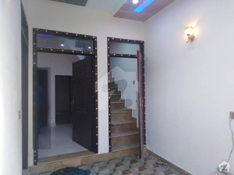 شیرشاہ کالونی - راؤنڈ روڈ لاہور میں 3 کمروں کا 3 مرلہ مکان 70 لاکھ میں برائے فروخت۔