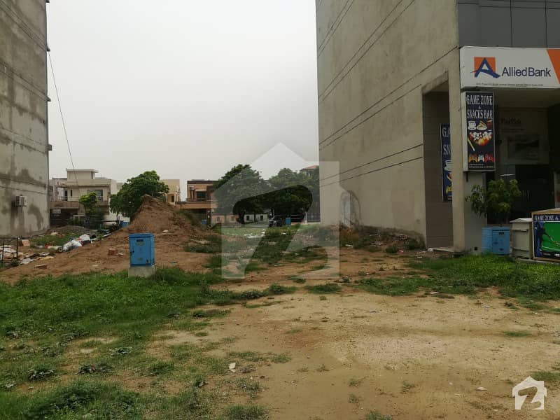 8 MARLA COMMERICAL PLOT FOR SALE IN DHA PHASE 8 M BLOCK
