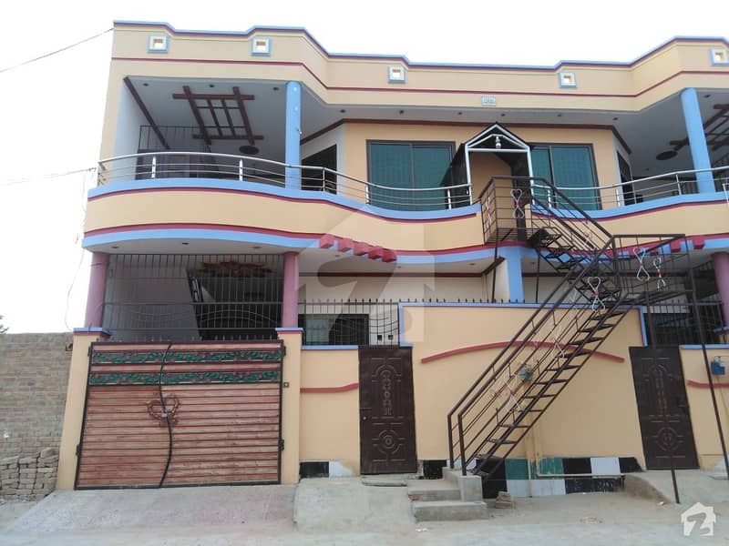 رفیع قمر روڈ بہاولپور میں 4 کمروں کا 5 مرلہ مکان 35 ہزار میں کرایہ پر دستیاب ہے۔