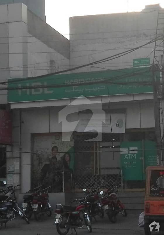 10 Marla Bank Building For Sale On Queens Road Near Gangaram Hospital
