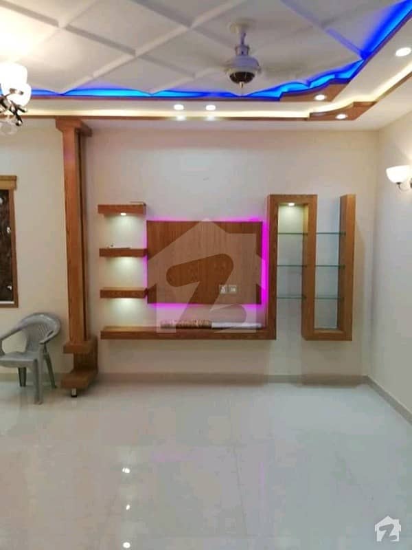 Ideal Location 6 Marla Owner Build Bungalow for Sale In DHA Phase III
