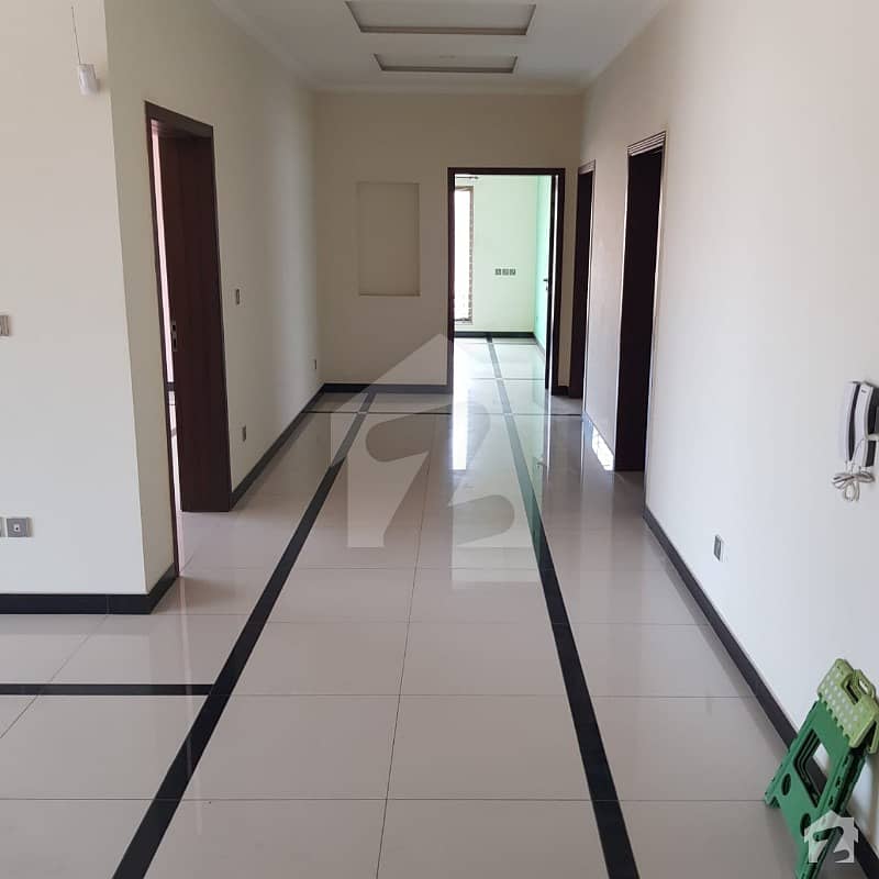 3 Bed Apartment Is Available For Sale In Qj Hights