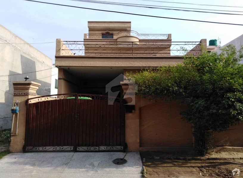 9 Marla Well Maintained House Is Available For Sale