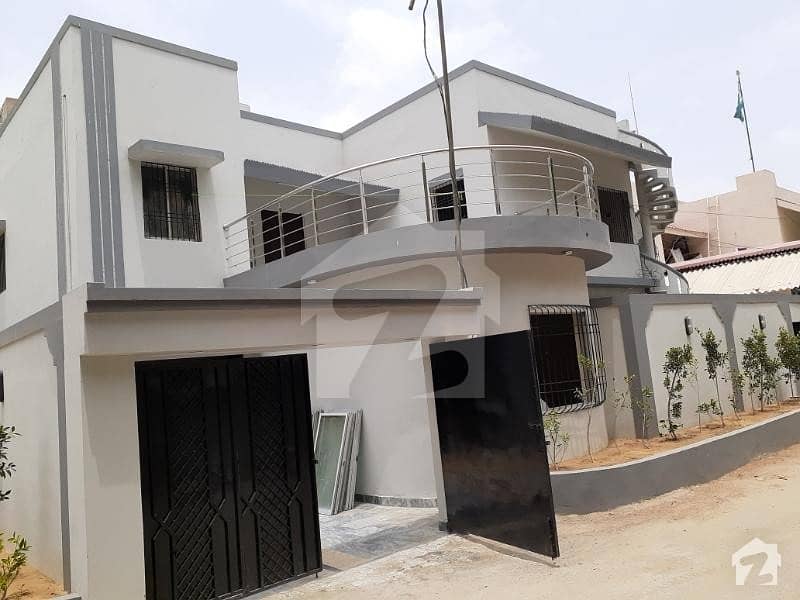 240 Square Yards Bungalow For Sale.