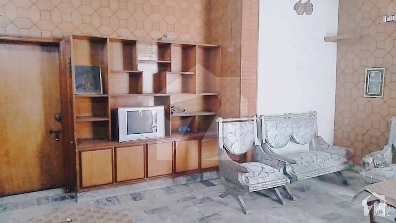 Luxury Decorated Furnished Apartment In Hunza Block Allama Iqbal Town Lhr