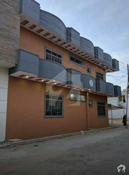 گلشنِ معمار گداپ ٹاؤن کراچی میں 4 کمروں کا 6 مرلہ مکان 1.6 کروڑ میں برائے فروخت۔