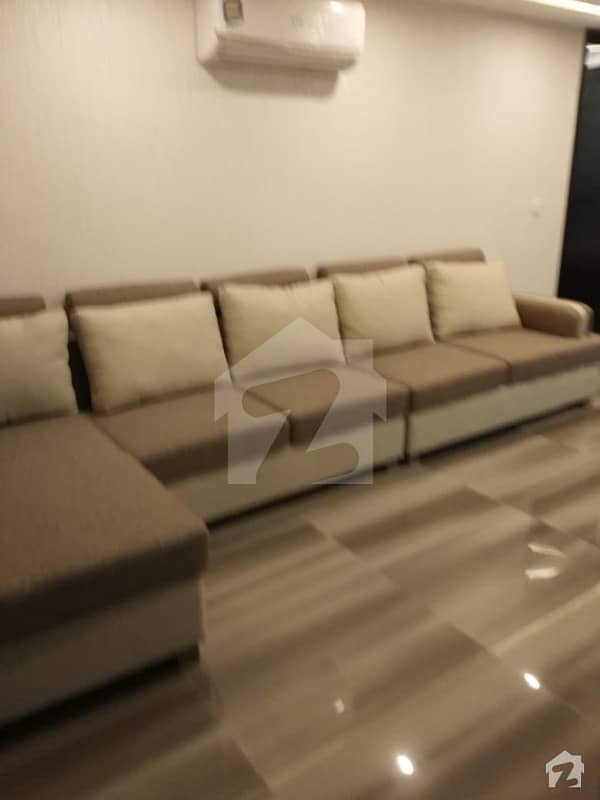 بحریہ ٹاؤن سیکٹرڈی بحریہ ٹاؤن لاہور میں 1 کمرے کا 2 مرلہ فلیٹ 45 لاکھ میں برائے فروخت۔