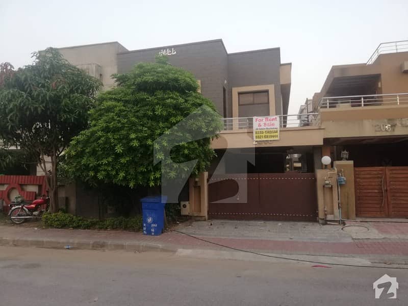 Bahria Town Phase 3 - 10 Marla House For Rent