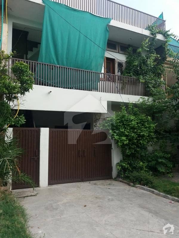 G8-2,25*50,big street double story house for urgent sale