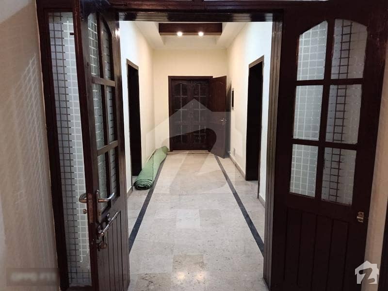 Beautiful 1 Kanal Upper Portion For Rent In Phase 3 Bahria Town