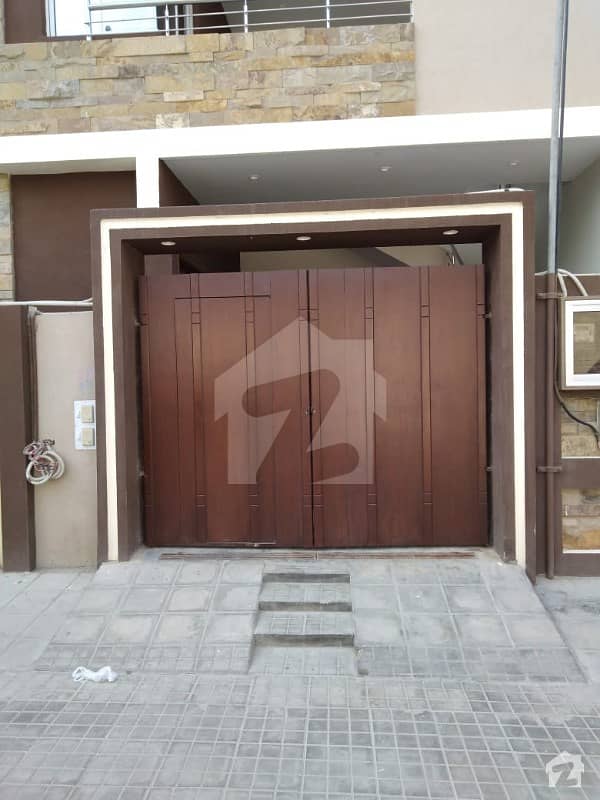 Commercial Ground Floor Portion For Rent At Amir Khusro Road