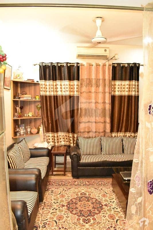 Good Condition 10 Marla Upper Portion For Rent 3 Bed In Tariq Garden C Block Lahore