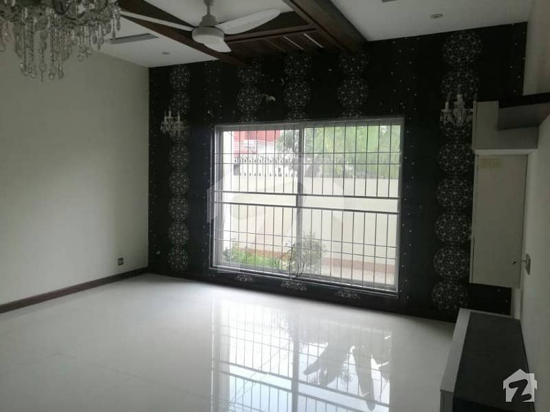 1kanal  Bungalow available for Rent  in DHA Phase  4 HH  Block
