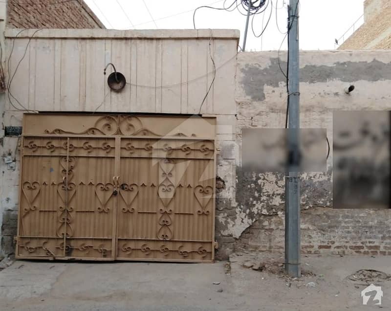 10 Marla Single Storey House Available For Sale 10 Marla Single Storey House Available For Sale