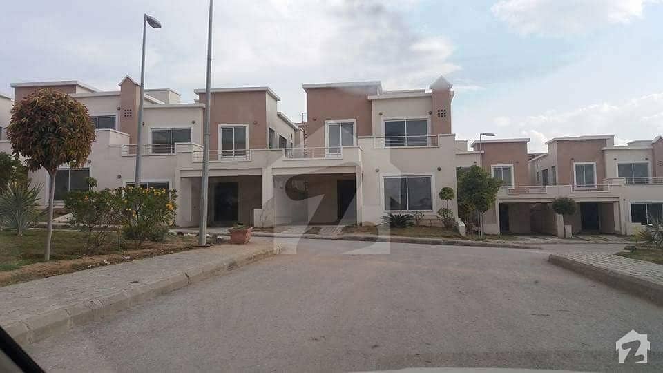 Here Is A Good Opportunity To Live In A Well-Built House Here Is A Good Opportunity To Live In A Well-Built House