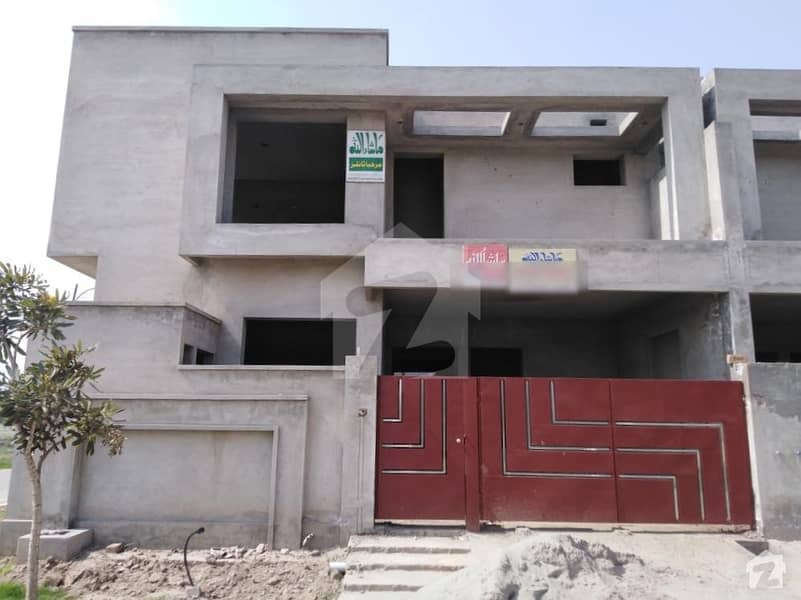 ایڈن آچرڈ فیصل آباد میں 5 مرلہ مکان 1 کروڑ میں برائے فروخت۔