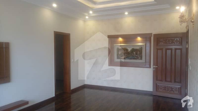 1 Kanal Lower Portion Is Available For Rent
