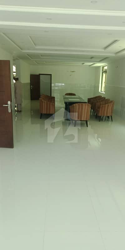 Gulberg 1. 5 Kanal House For A Silent Office Use Is Available On Rent