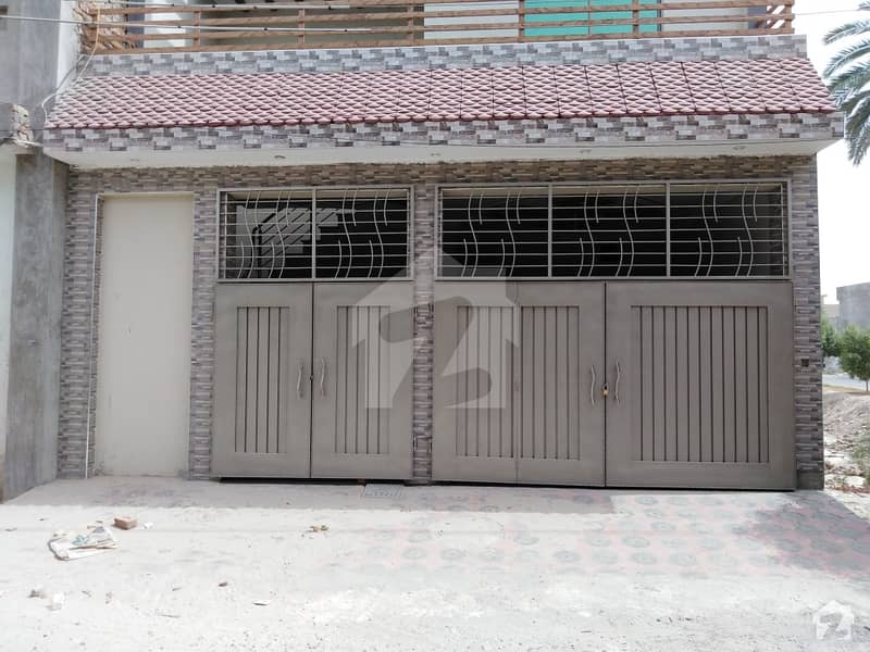 Well-Built House Available in Good Location Well-Built House Available in Good Location