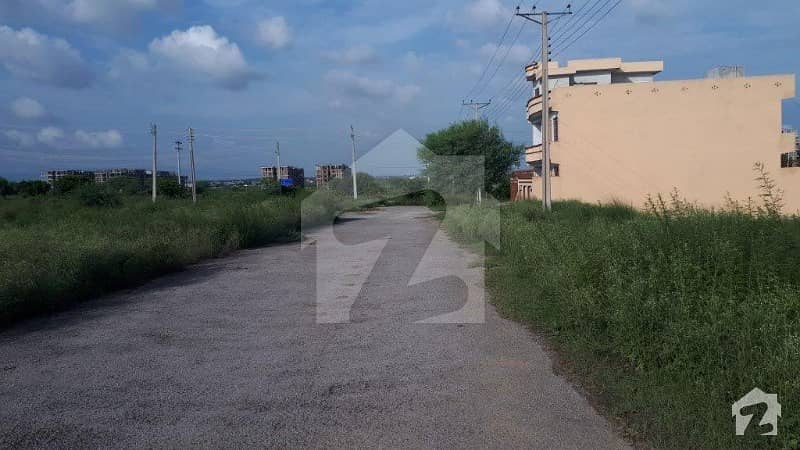 5 Marla Plot For Sale