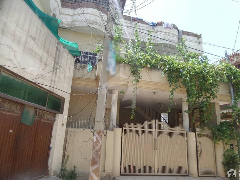 اڈیالہ روڈ راولپنڈی میں 7 کمروں کا 6 مرلہ مکان 1. 1 کروڑ میں برائے فروخت۔