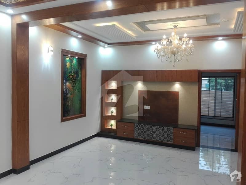 بحریہ ٹاؤن ۔ بلاک سی سی بحریہ ٹاؤن سیکٹرڈی بحریہ ٹاؤن لاہور میں 3 کمروں کا 5 مرلہ مکان 42 ہزار میں کرایہ پر دستیاب ہے۔