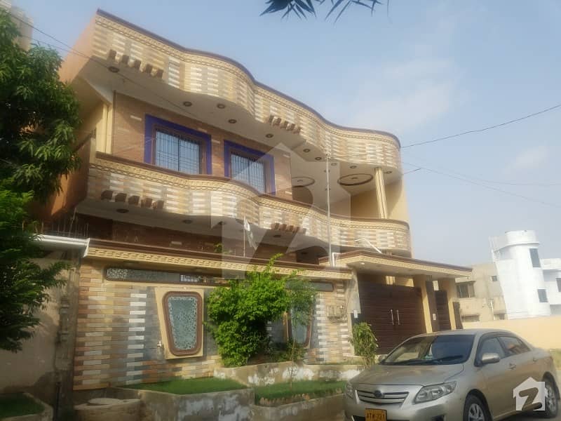 Double Storey 400 Square Yards Bungalow For Sale