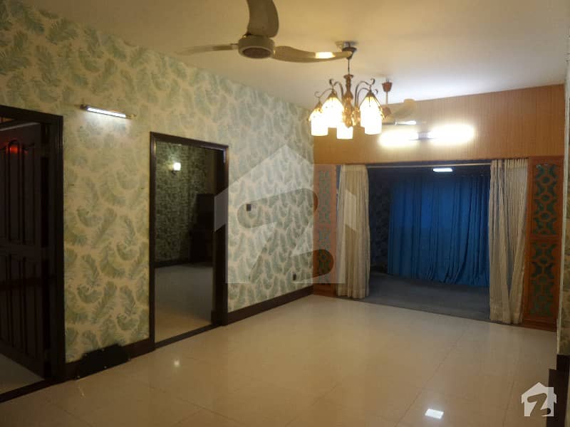 شاہ فیصل ٹاؤن کراچی میں 4 کمروں کا 4 مرلہ مکان 1.25 کروڑ میں برائے فروخت۔