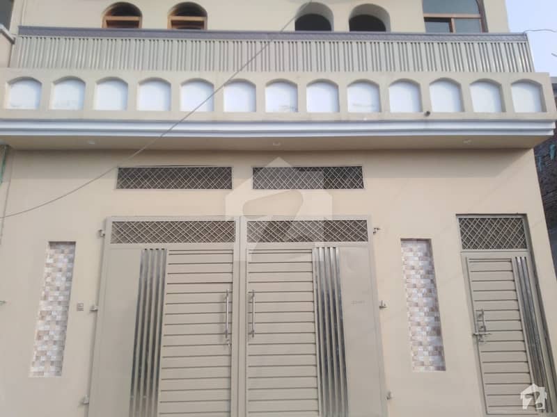 الحرم ماڈل ٹاؤن پشاور میں 7 کمروں کا 5 مرلہ مکان 1. 1 کروڑ میں برائے فروخت۔