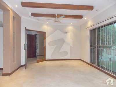 1 Kanal House In Phase 4 DHA Lahore 1 Kanal House In Phase 4 DHA Lahore