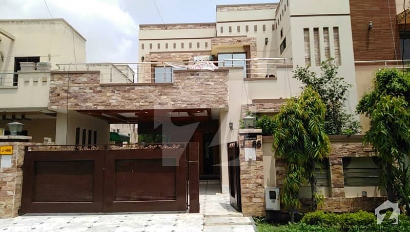 10 Marla House For Sale In J Block Of Eme Society Lahore