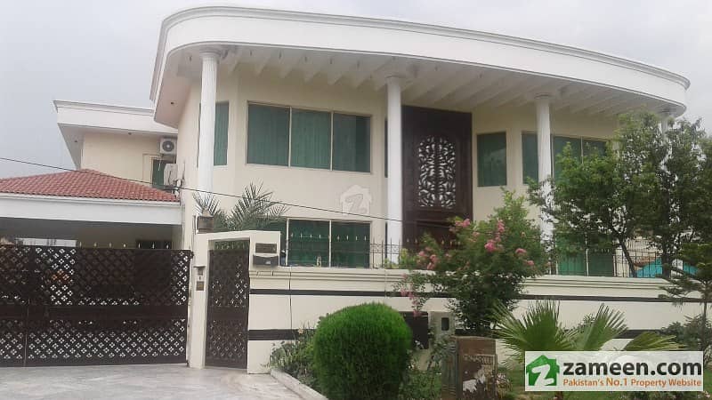 F10 House Available For Sale Nice Location House F10 House Available For Sale Nice Location House
