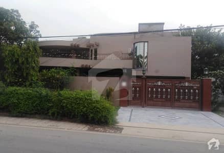 1 Kanal Outer Circle Double Storey Corner House Is Available For Sale 1 Kanal Outer Circle Double Storey Corner House Is Available For Sale