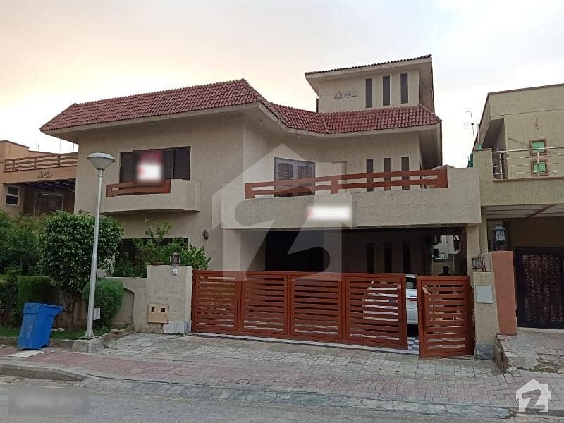 4 Bed Portion Is Available For Rent At Good Location Bahria Town Phase 3