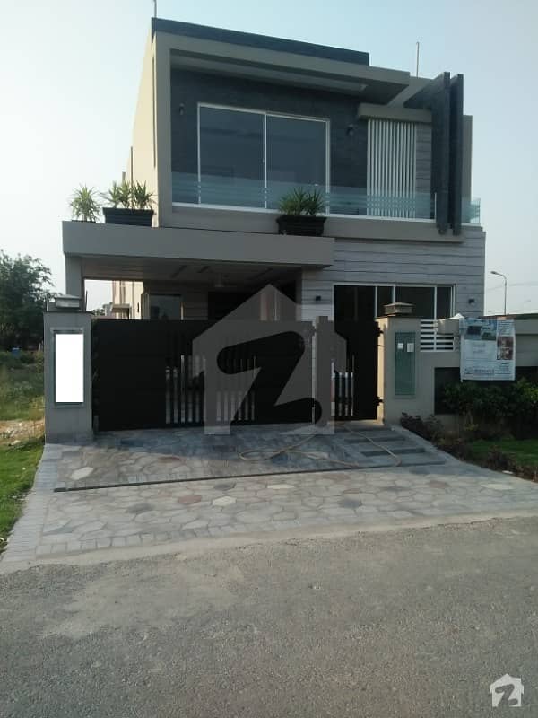 DHA 10 Marla Brand New Beautiful House With Facing Park