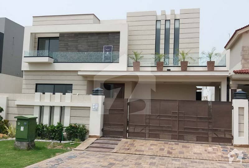 Zameen Estate Offers Straight Line Design 1 Kanal Bungalow For Sale Original Pictures