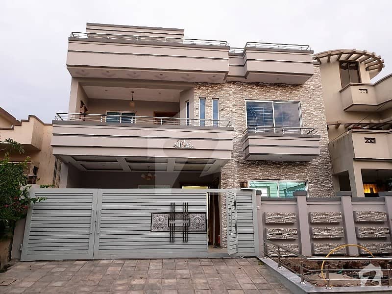 35x70 Brand New House For Sale