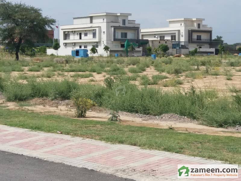 Top City Block A 10 Marla Plot For Sale In 400 Numbers On Reasonable