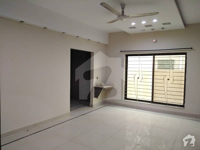 20 Marla Lower Portion Available For Rent In State Life Housing Society Phase 1