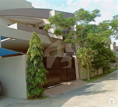 Naval Housing Scheme Phase 3 Luxurious 350 Sq Yd Corner Bungalow Is Available For Sale