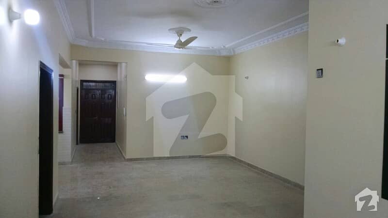 Brand New 3 Bed D/D West Open Road Facing 200 Yards 2nd Floor Portion Available For Rent
